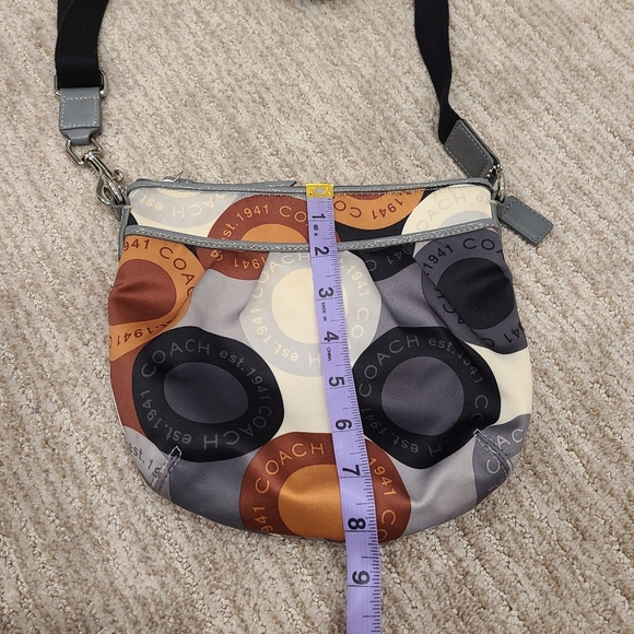 Coach sling bag or crossbody - Picture 7 of 8